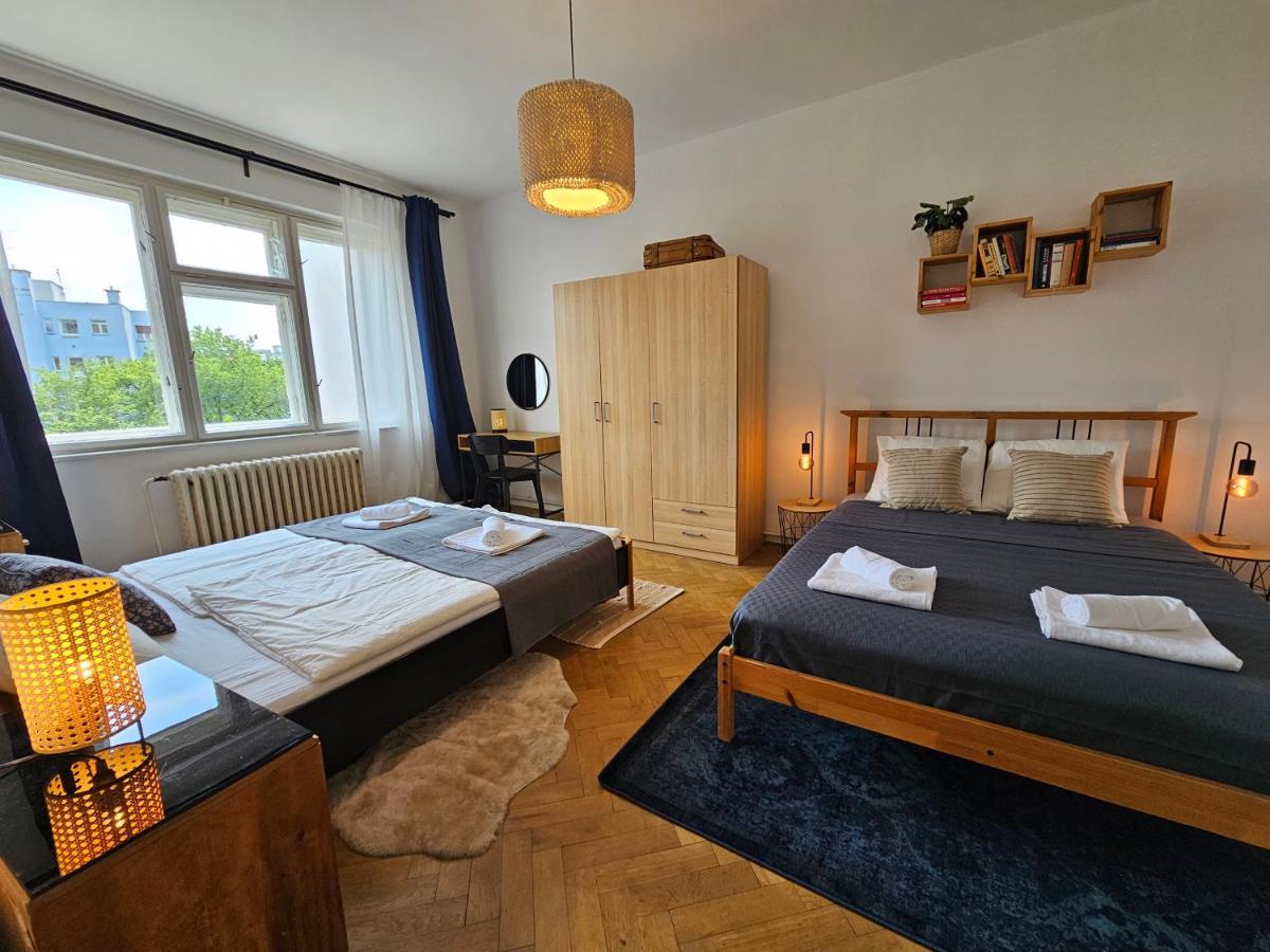 Stone Square Apartment Bratislava Eksteriør bilde