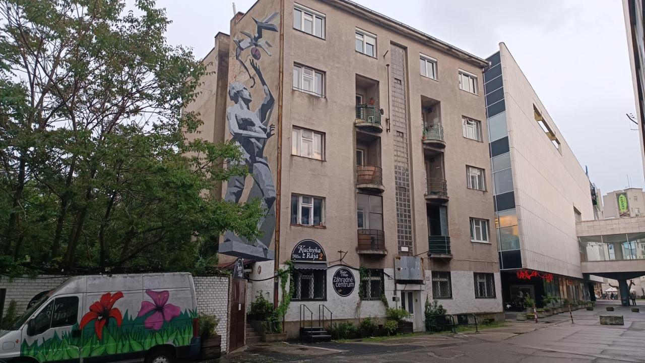 Stone Square Apartment Bratislava Eksteriør bilde