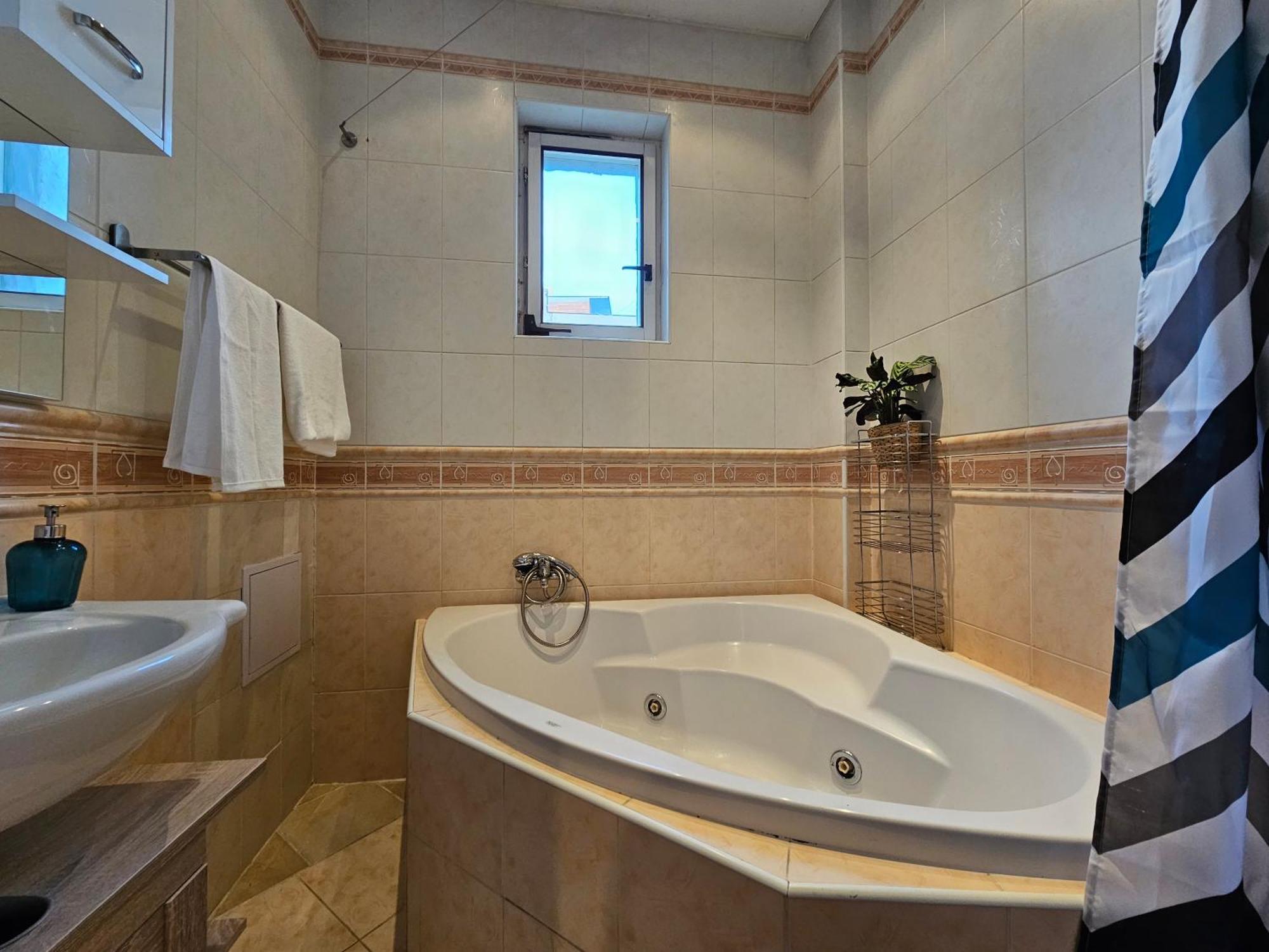 Stone Square Apartment Bratislava Eksteriør bilde